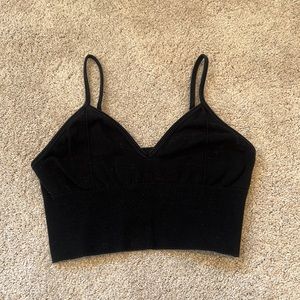 ALO - black sports bra!